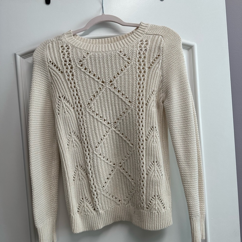 Sweater - Picture 4 of 4